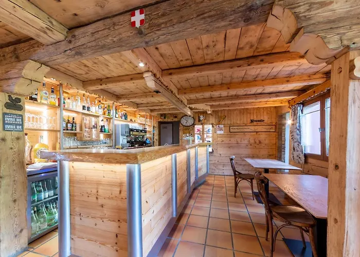 Hotel La Vieille Ferme 3*
