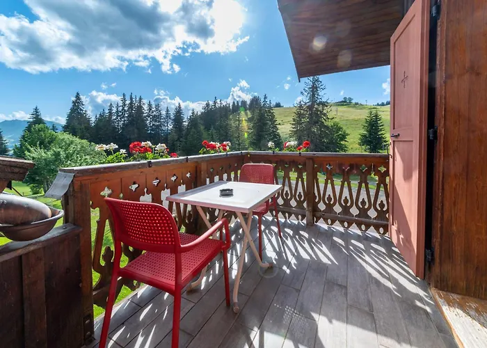 Hotel La Vieille Ferme 3*