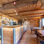 מלון La Vieille Ferme 3*