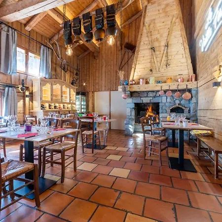 Hotell La Vieille Ferme Manigod