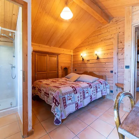 ホテル La Vieille Ferme 3*
